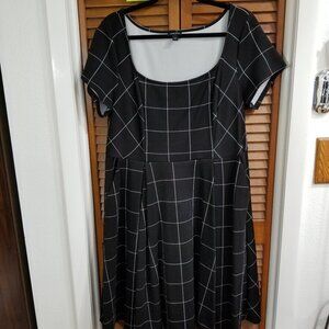 Torrid fit n flare babydoll dress, size 1